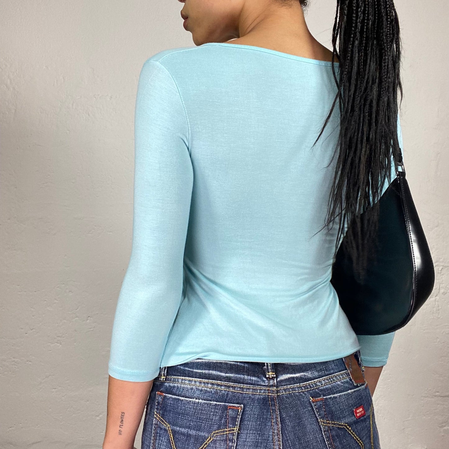 Vintage 2000's Cute Romantic Summer Blue 3/4 Sleeve V-Cut Asymmetric Trim Draped Top (S)