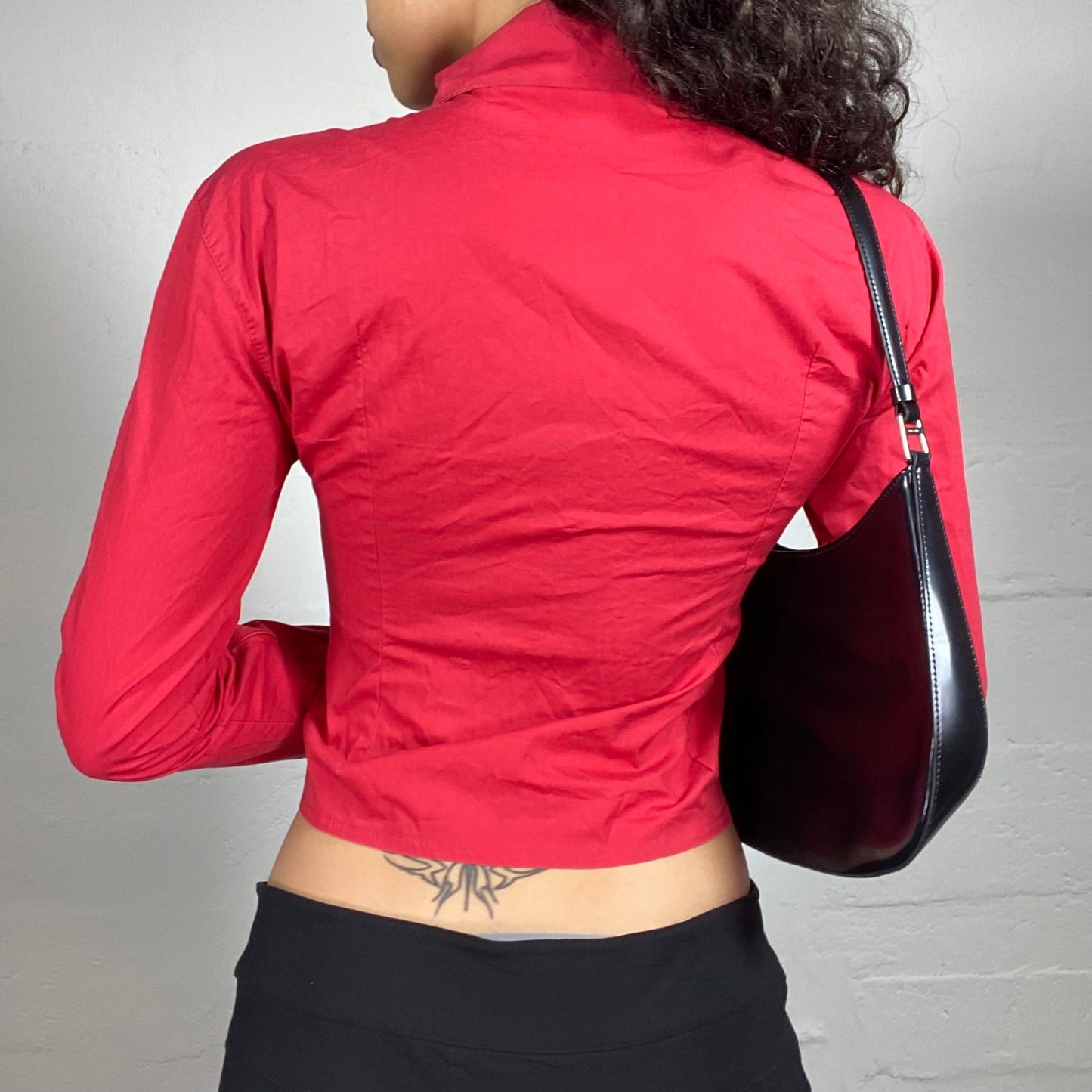 Vintage 2000's Office Girl Red Zip Up Shirt with Collar (S)