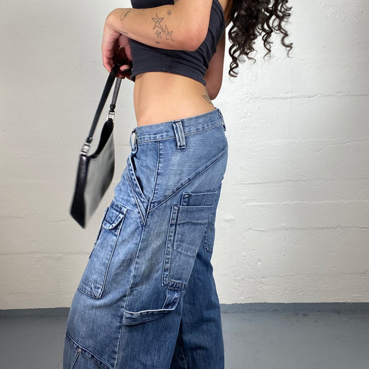 Vintage 2000's Streetstyle Low Waisted Baggy Cargo Jeans (L)