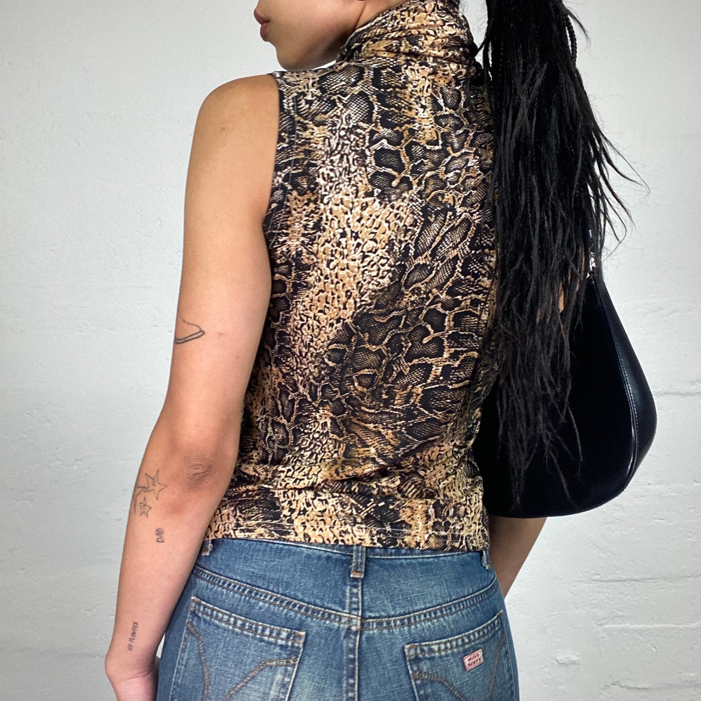 Vintage 2000's Glamorous Brown Toned Leo Print Shimmer Turtleneck Sleeveless Top (M)