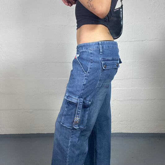 Vintage 2000's Downtown Girl Low Waisted Blue Denim Straight Fit Cargo Jeans (XXL)