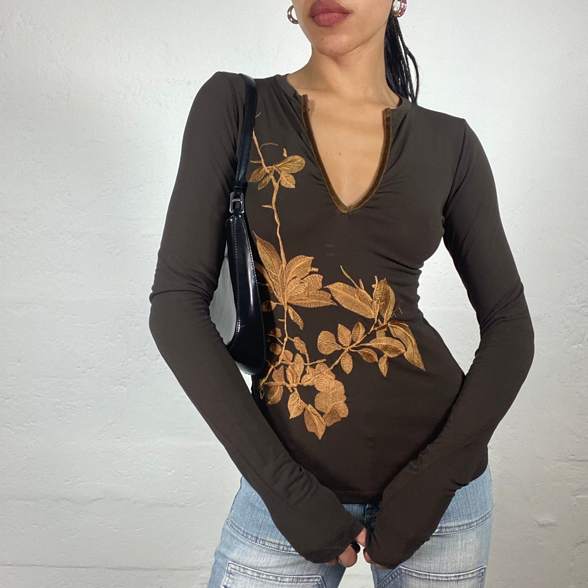 Vintage 2000’s brown cross long sleeve top