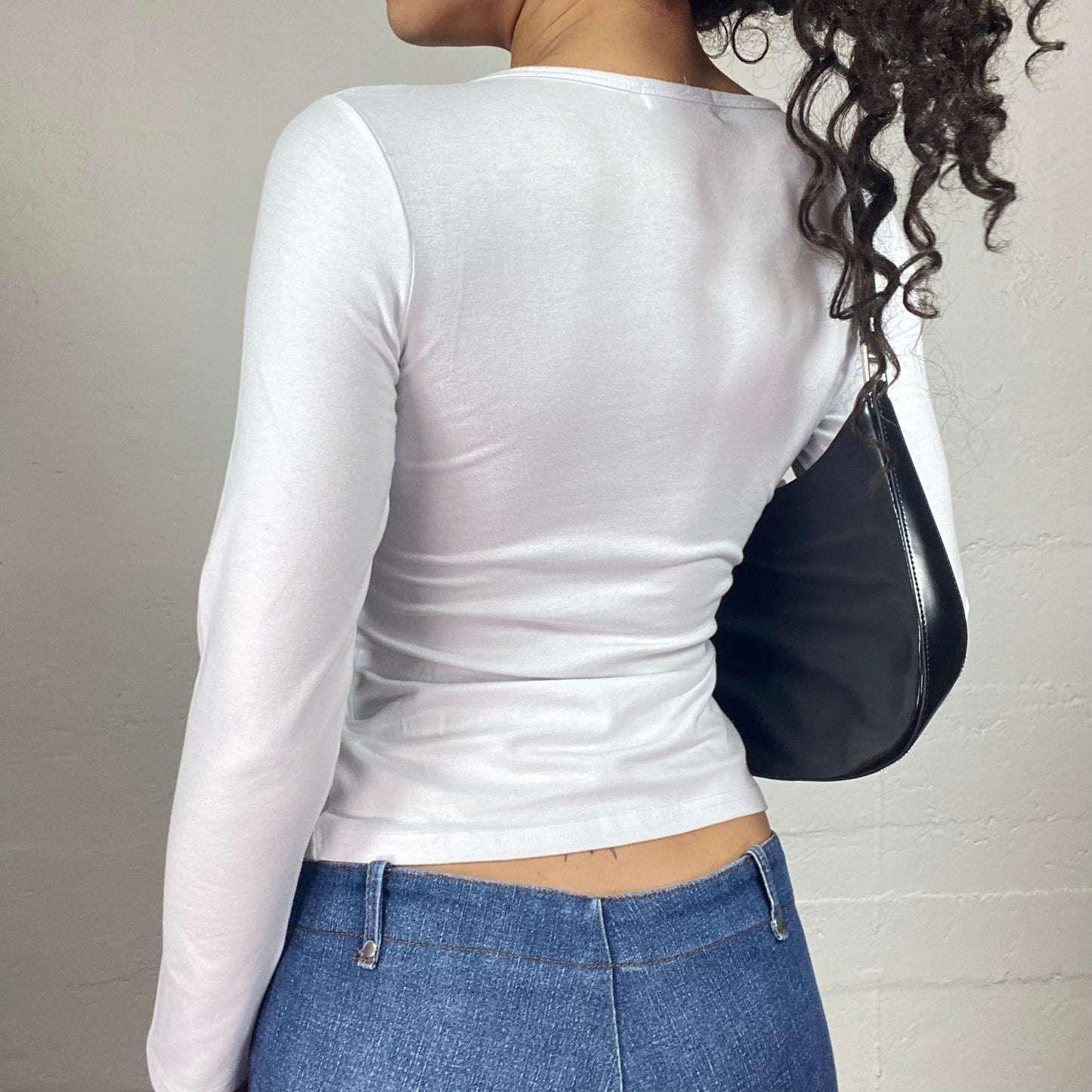 Vintage 2000's Tom and Jerry Casual White Longsleeve Top with Cartoon Print (S)