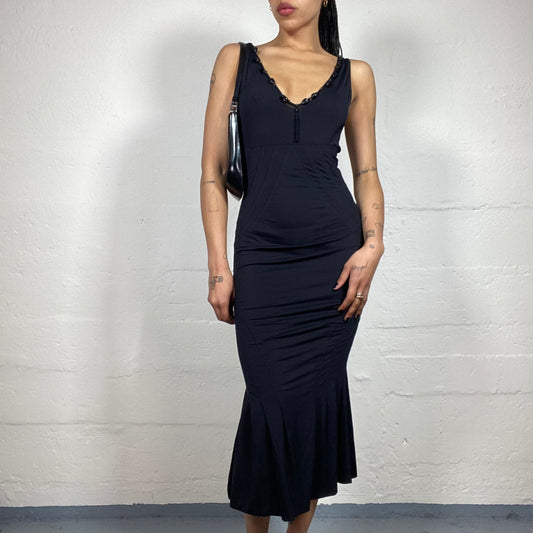 Vintage 2000's Roberto Cavalli Old Money Black V-Cut Slim Fitted Black Classy Midi Dress (S)
