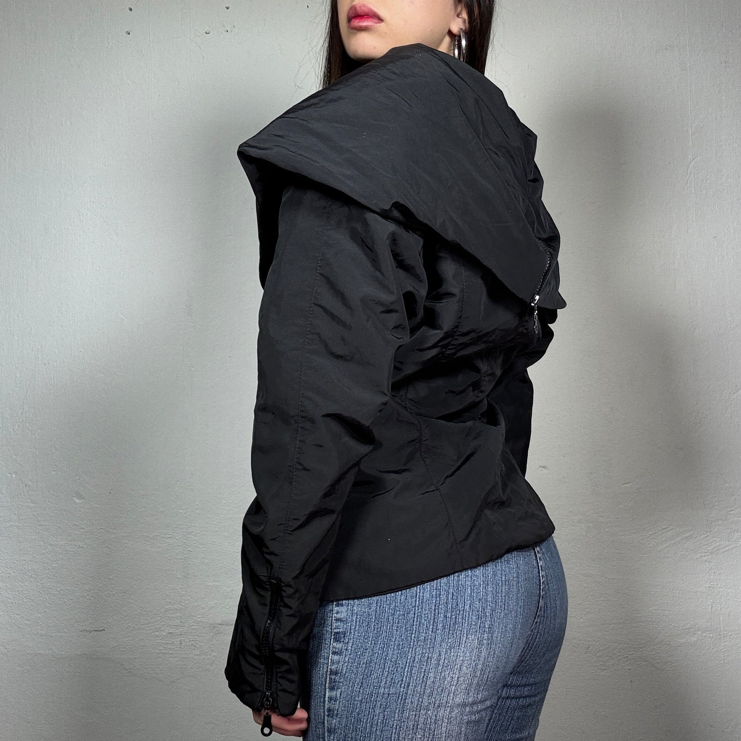 Vintage 2000’s Black Classy Nylon Effect Jacket (M)