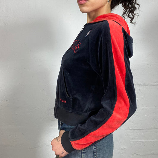 Vintage 2000's Bulls Sporty Black and Red Hooded Velour Zip Ip Pullover with Typography Embroidery (S)
