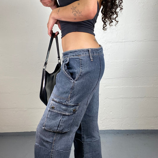 Vintage 2000's Hip Hop Low Waisted Cargo Baggy Jeans with Pockets and Zipper Details (XL)