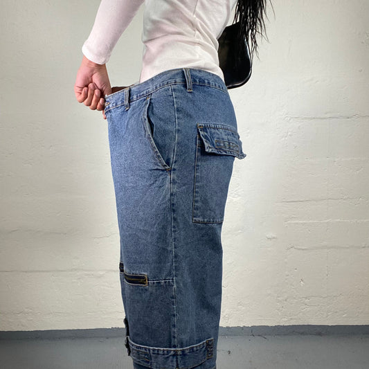 Vintage 2000's Hip-Hop Girl Wide Leg Blue Denim Shorts with Zipper Details (XXL)