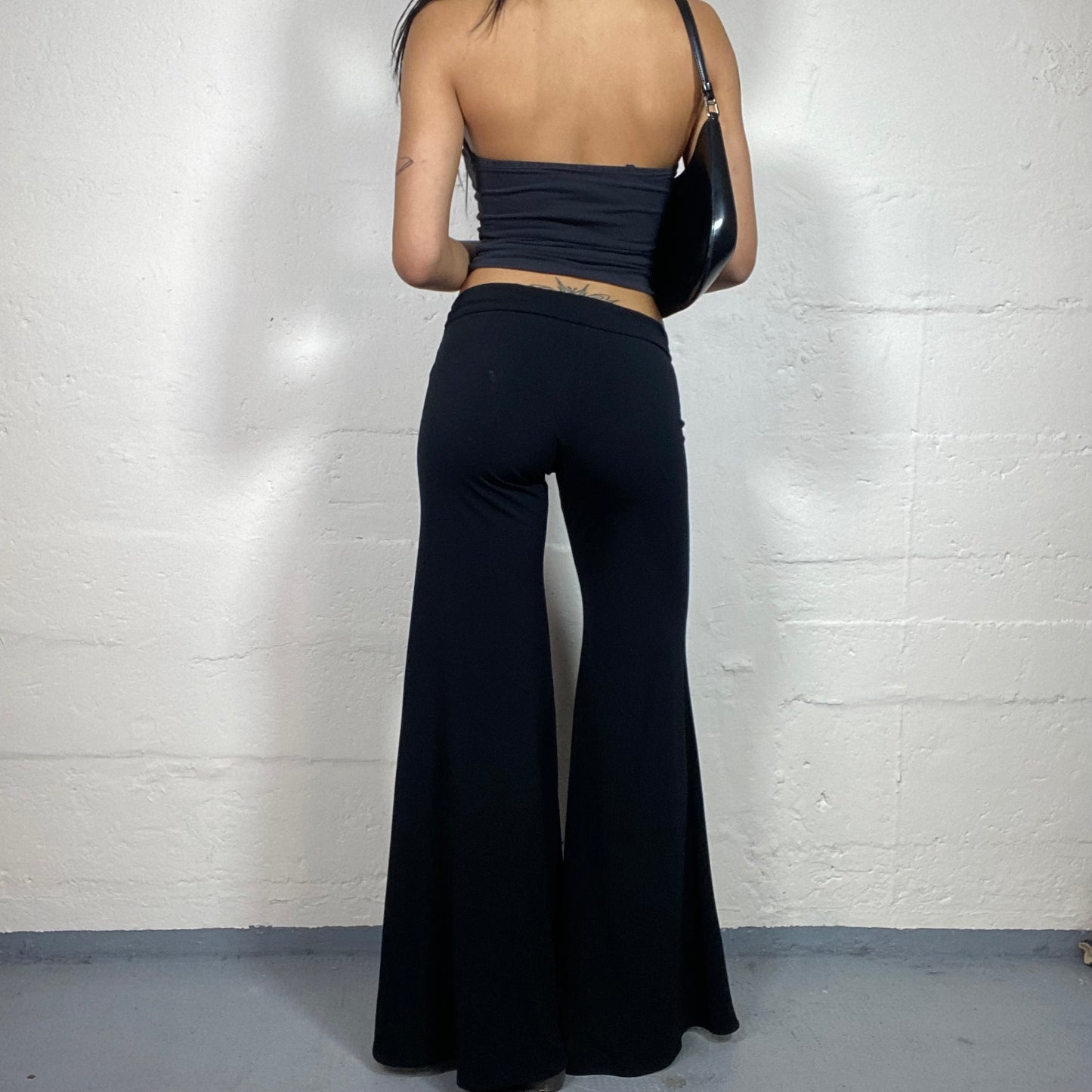 Vintage 2000's Marciano Glamorous Black Wide Leg Low Waisted Pants (XS)