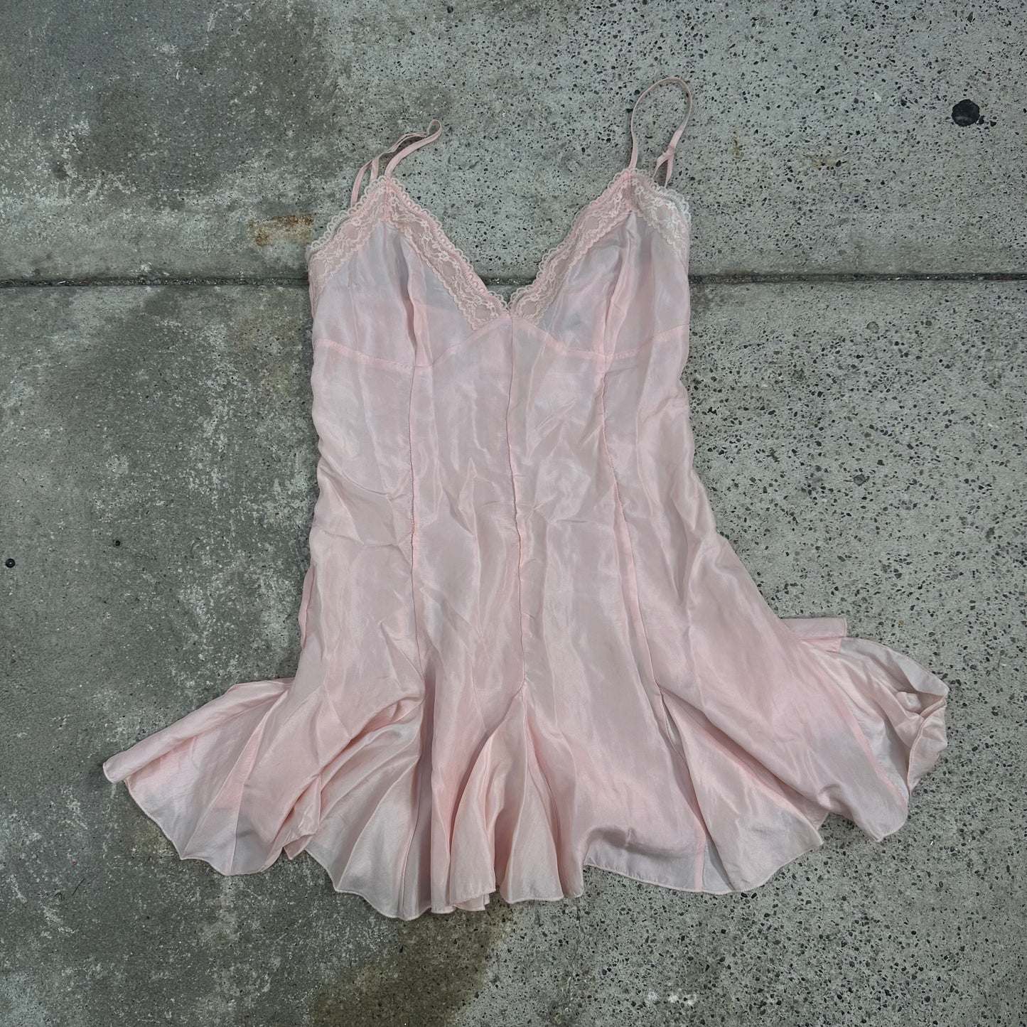 Vintage 90’s Romantic Pink Mini Dress with Lace Trim Detail (S)