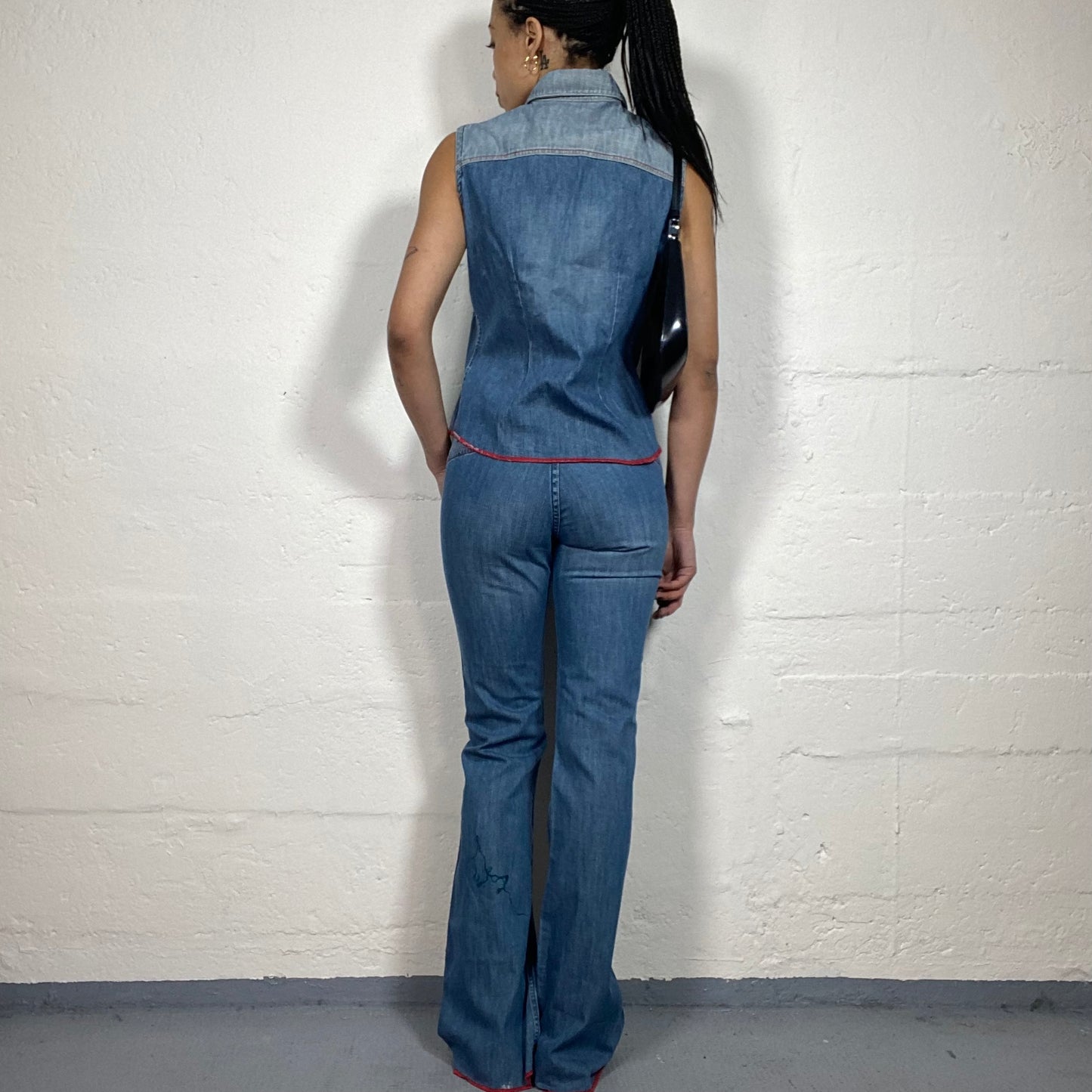 Vintage 2000's Downtown Girl Blue Low Waisted Straight Cut Denim Pants (M)