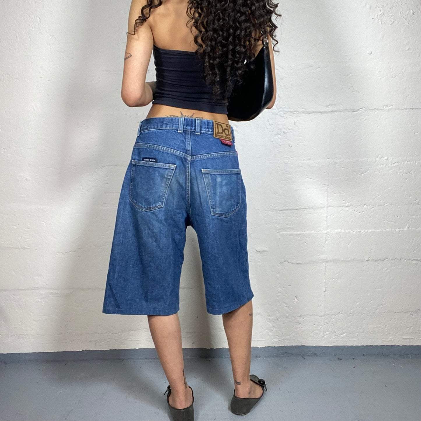 Vintage 2000's Classic Blue Baggy Denim Shorts (L)