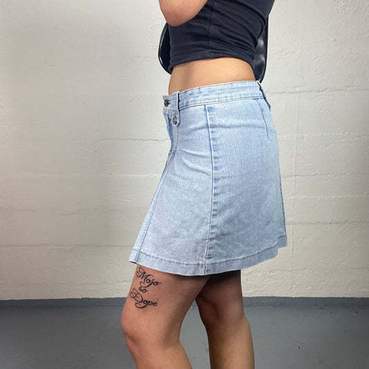 Vintage 2000's School Girl Style Light Washed Denim Pleated Skirt (S)