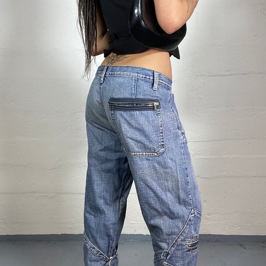 Vintage 2000's Street Dancing Low Waisted Light Washed Baggy Jeans with Multiple Zippers (L)