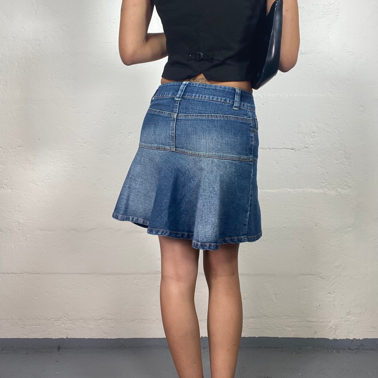Vintage 2000's Downtown Girl Classic Blue Skirt with Bottom Sun Cut (S)