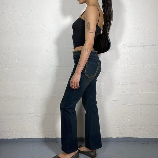 Vintage 2000’ Boho Dark Denim Mid Rise Bootcut Jeans (S)