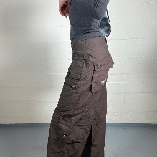 Vintage 2000's Hip-Hop Brown Baggy Cargo Pants with Multiple Pockets (M)
