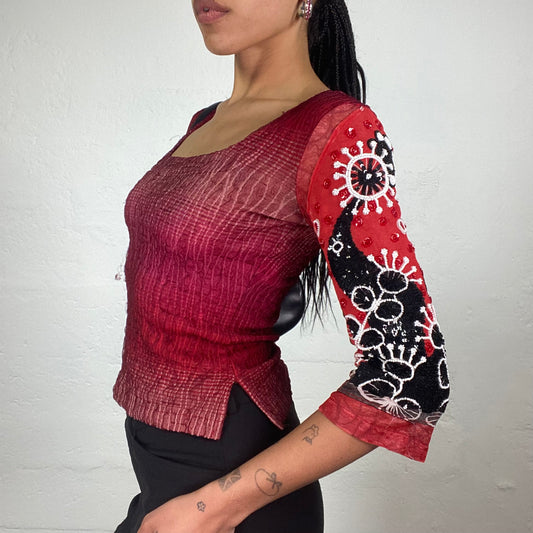 Vintage 2000’s Summer Boho Girl Red 2/4 Sleeve Printed and Sequin Decorated Top (M)