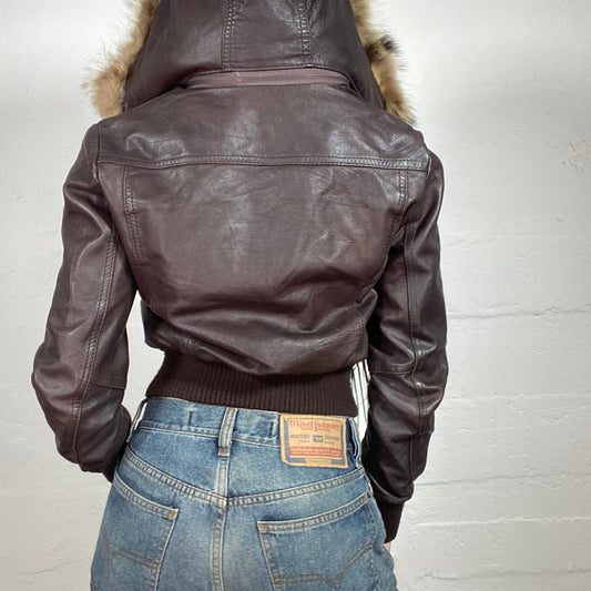 Vintage 2000’ Grunge Brown Leather Bomber Jacket with Fur Hood and Golden Zip (M)