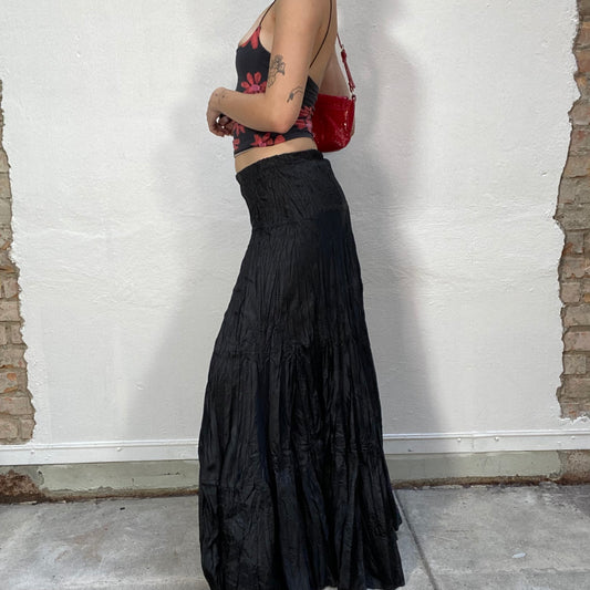 Vintage 90's Gothic Black Maxi Skirt with Lined Material (S)