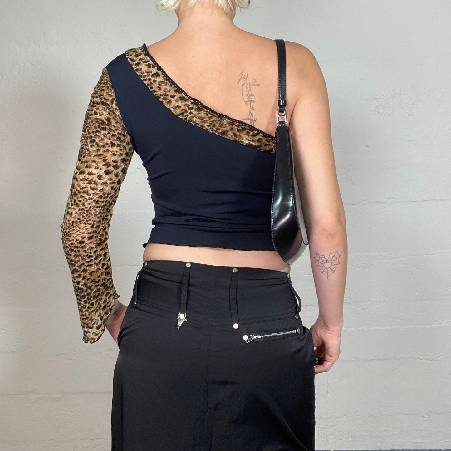 Vintage 2000's Rave Black One Shoulder Top with Leopard Print Trim and Longsleeve Detail (S)