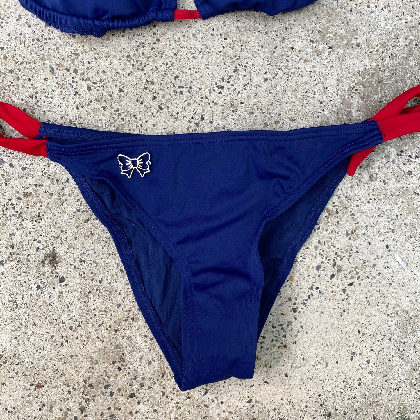 Vintage 2000's Funky Navy Blue and Red 'I Heart NY' Bikini (M)