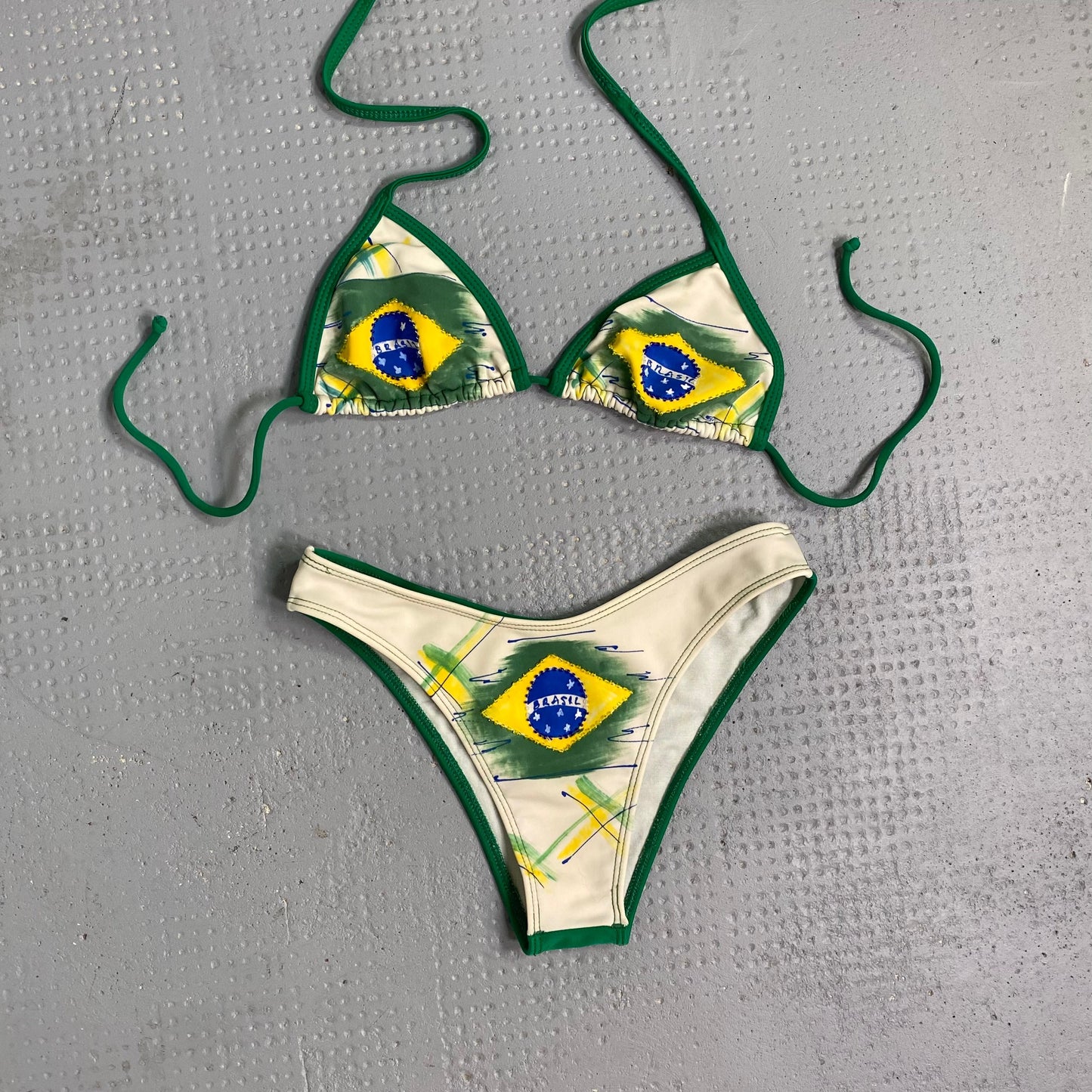 Vintage 2000's Funky Green and Yellow Brazil Bikini (XS)
