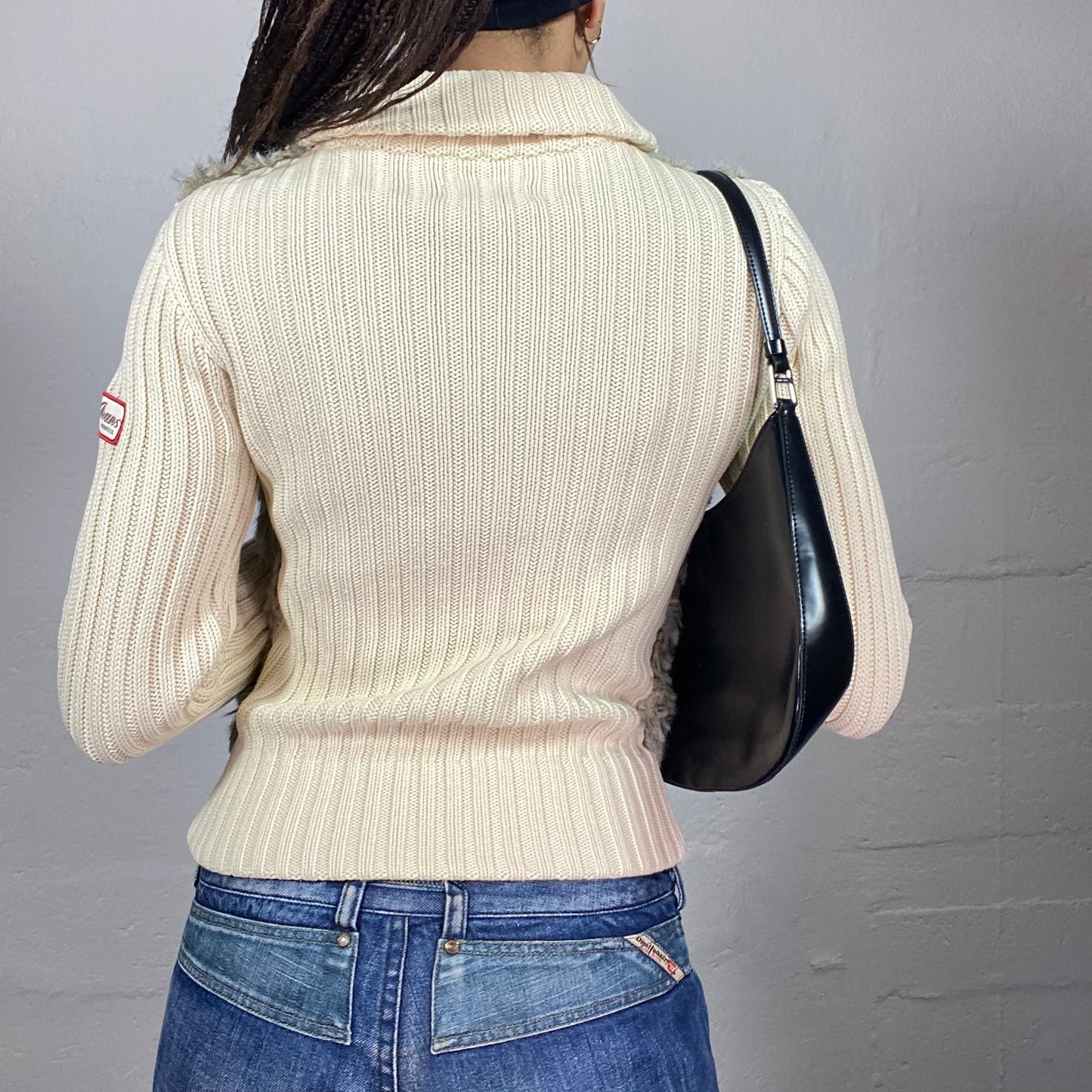 Vintage 2000's Pepe Jeans Bratz Beige Faux Fur Zip Up Jacket with Maille Longsleeves Material (XS)