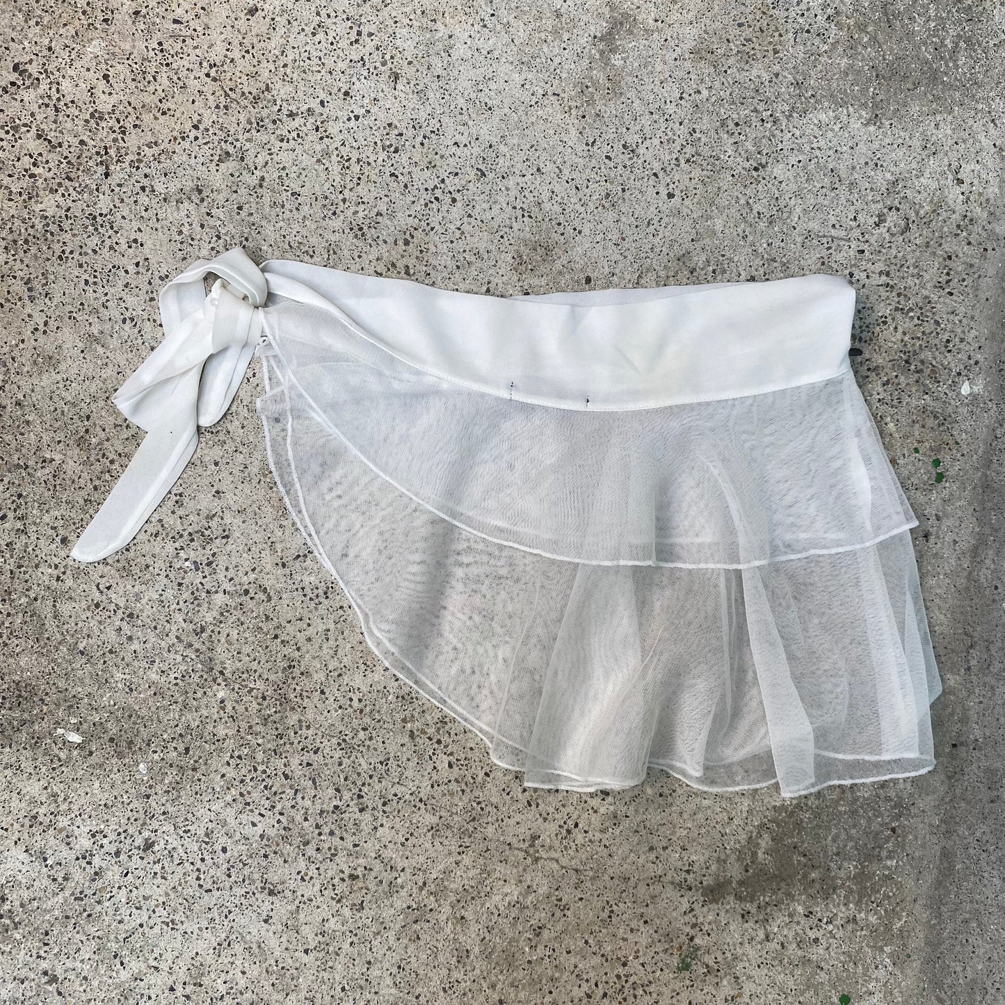 Vintage 2000's Summer White Mesh Waist Skirt-Belt