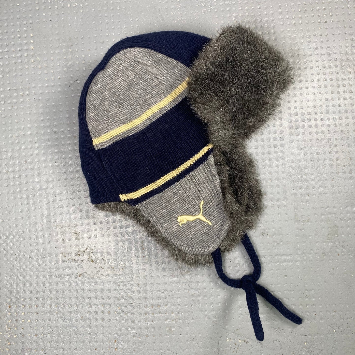 Vintage 2000's Grey Fluff Faux Fur Ski Cap (one size)