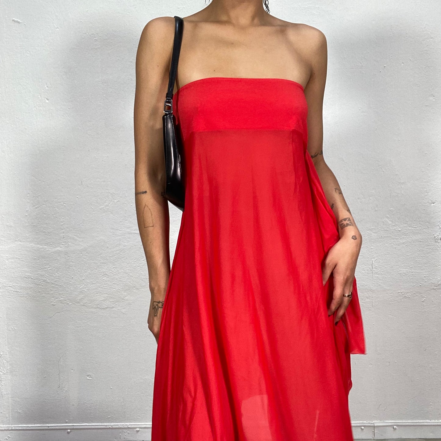 Vintage 2000's Summer Red Strapless Dress with Asymetric Fluid Bottom (S)