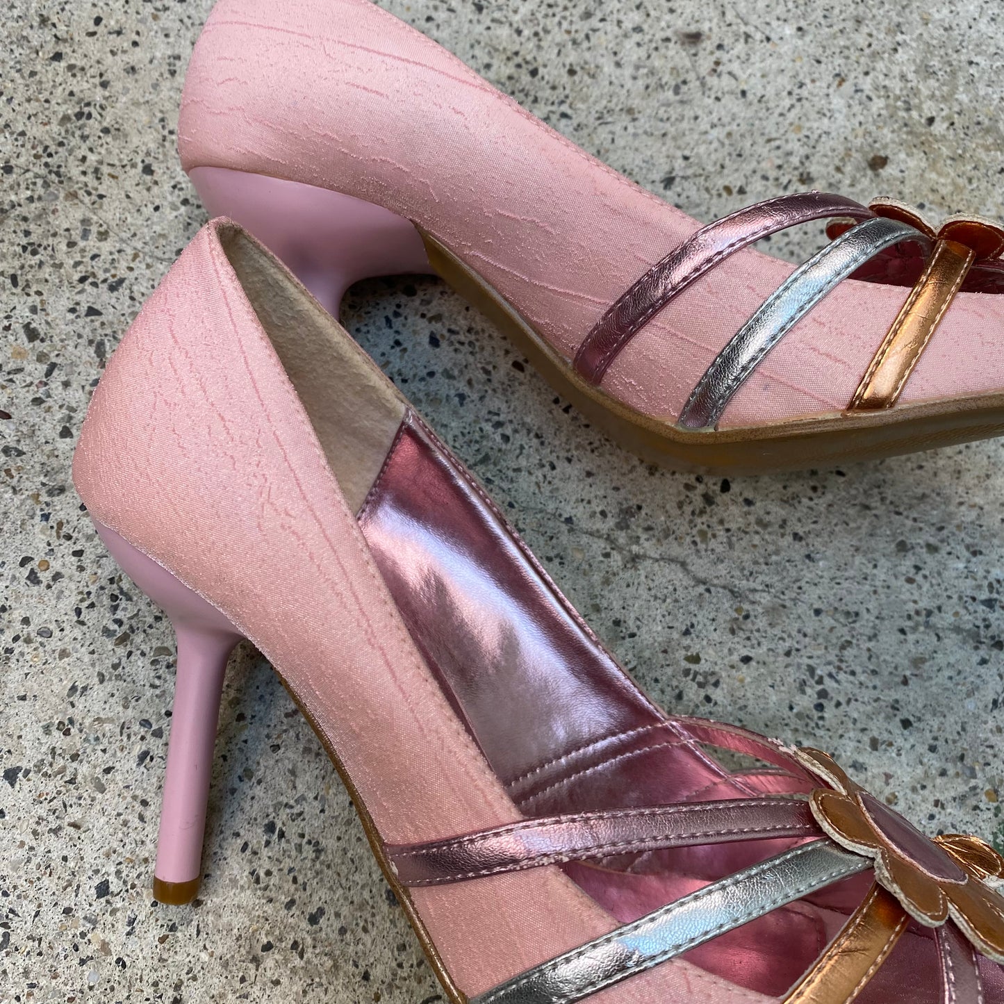 Vintage 2000's Night Out Pink Shimmery Pumps with Flower Detail (40)