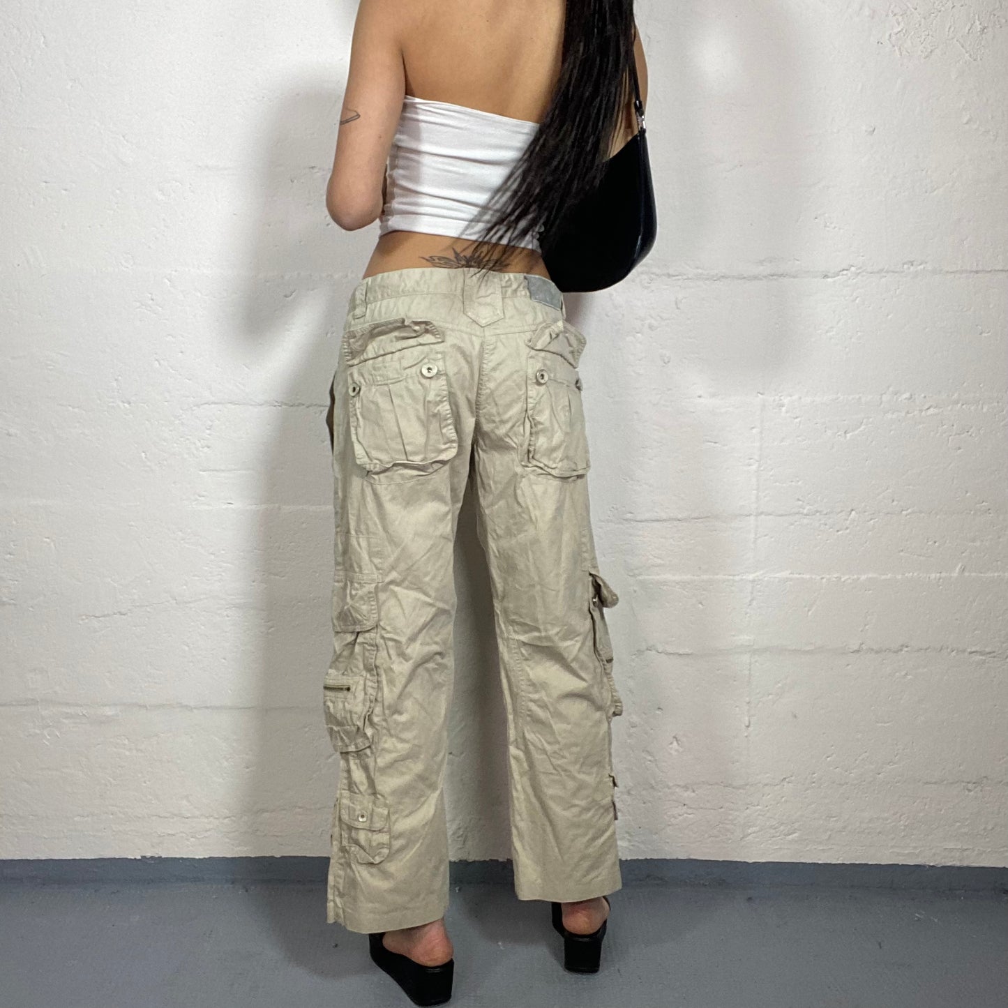 Vintage 2000's Cyber Beige Low Waist Cargo Pants with Big Pockets Detail (S)