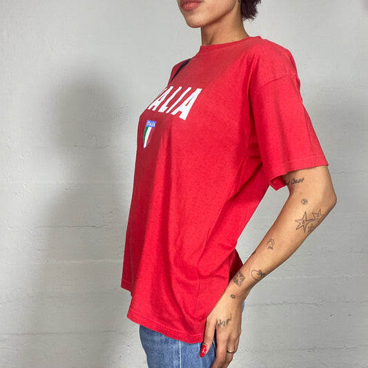 Vintage 2000's Sporty Girl Red Oversized Tee with "ITALIA" Badge Print (M/L)