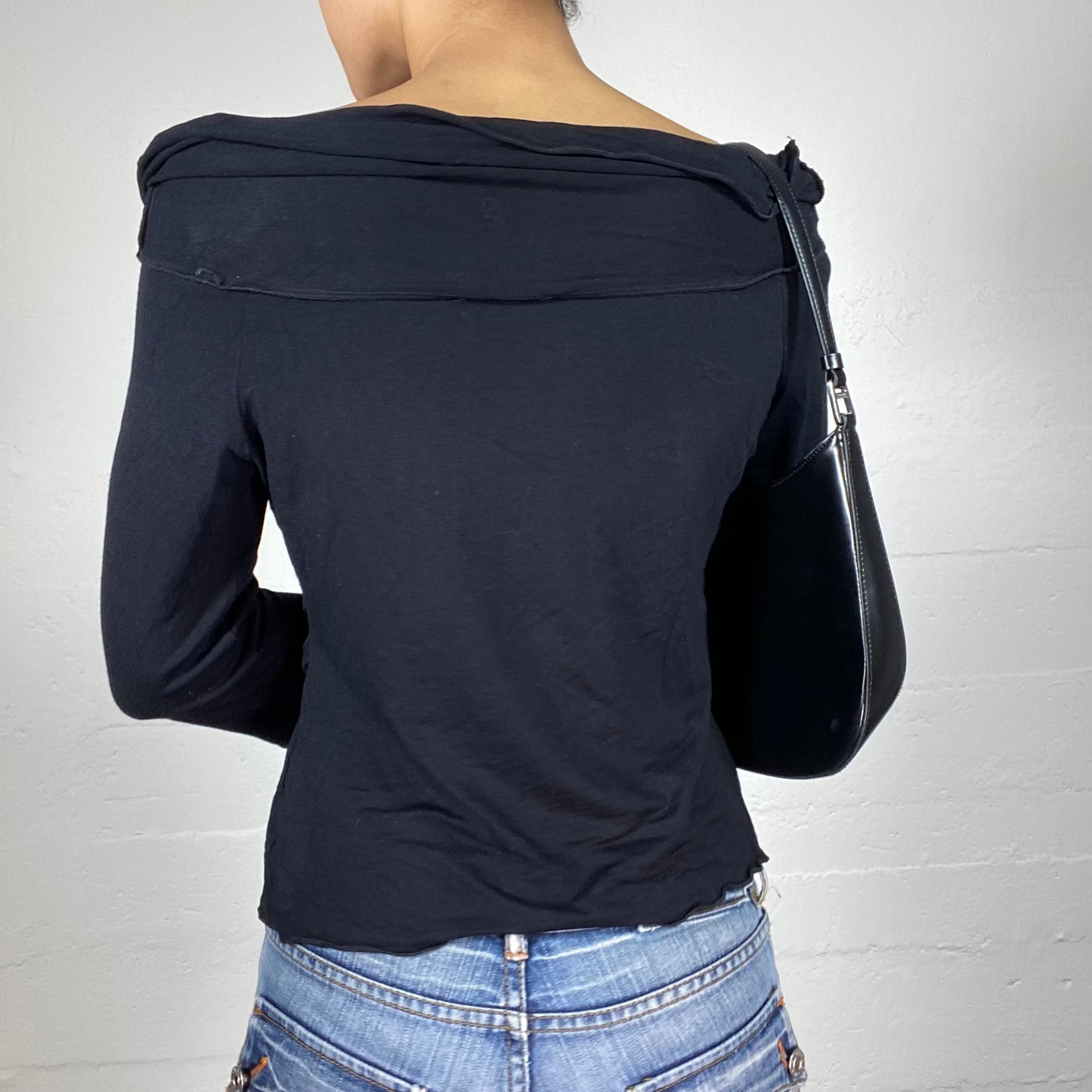 Vintage 2000's Coquette Black Off Shoulder Longsleeve Top (S)