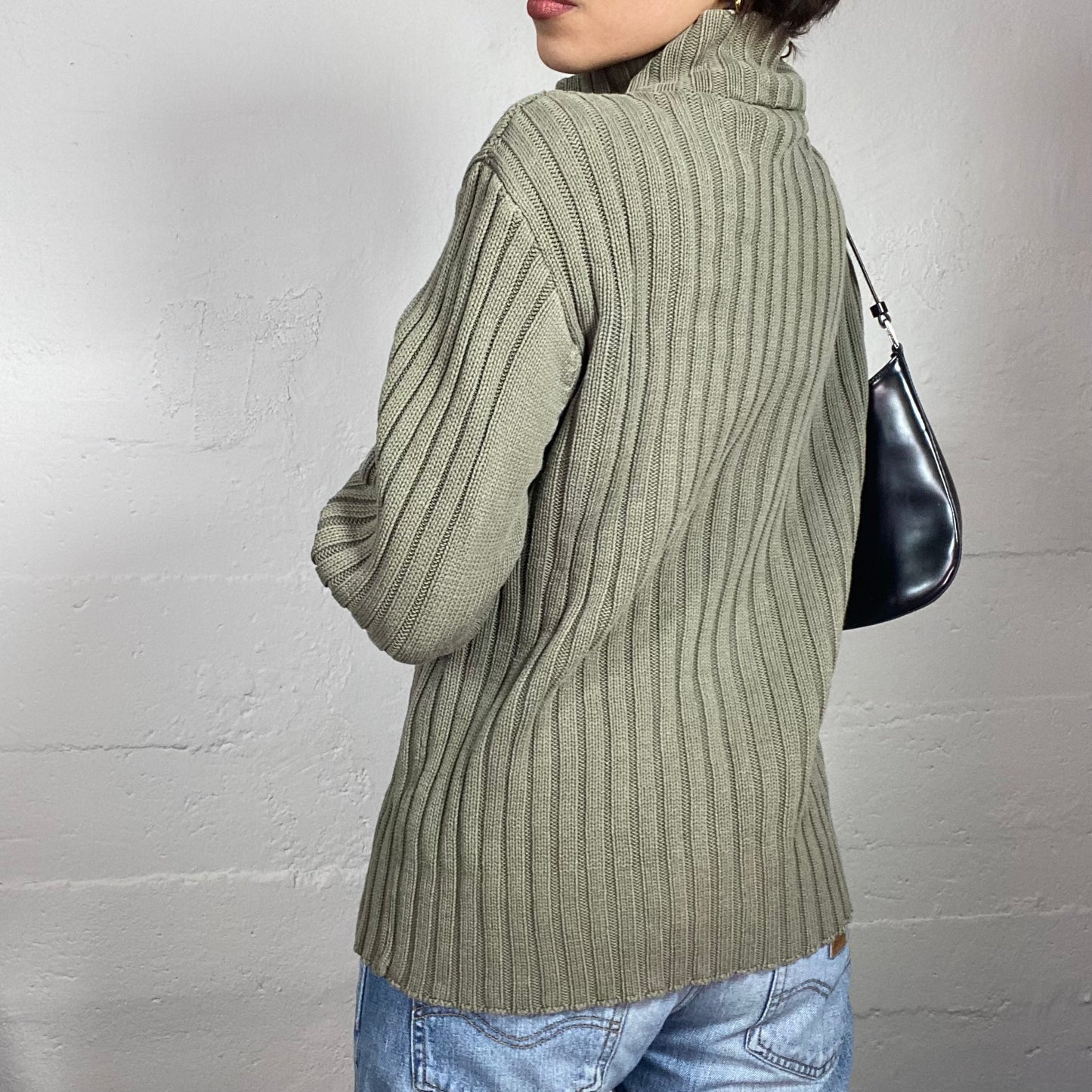 Vintage 2000's Quicksilver Sporty Khaki Knitted Zip Up Jacket with Ribbed Knit Detail (M)