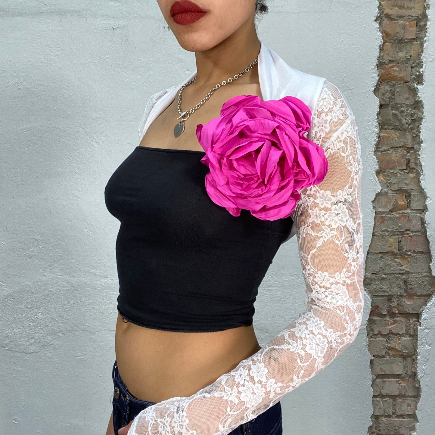 Vintage 2000's Dowtown Girl Pink Flower Clip On