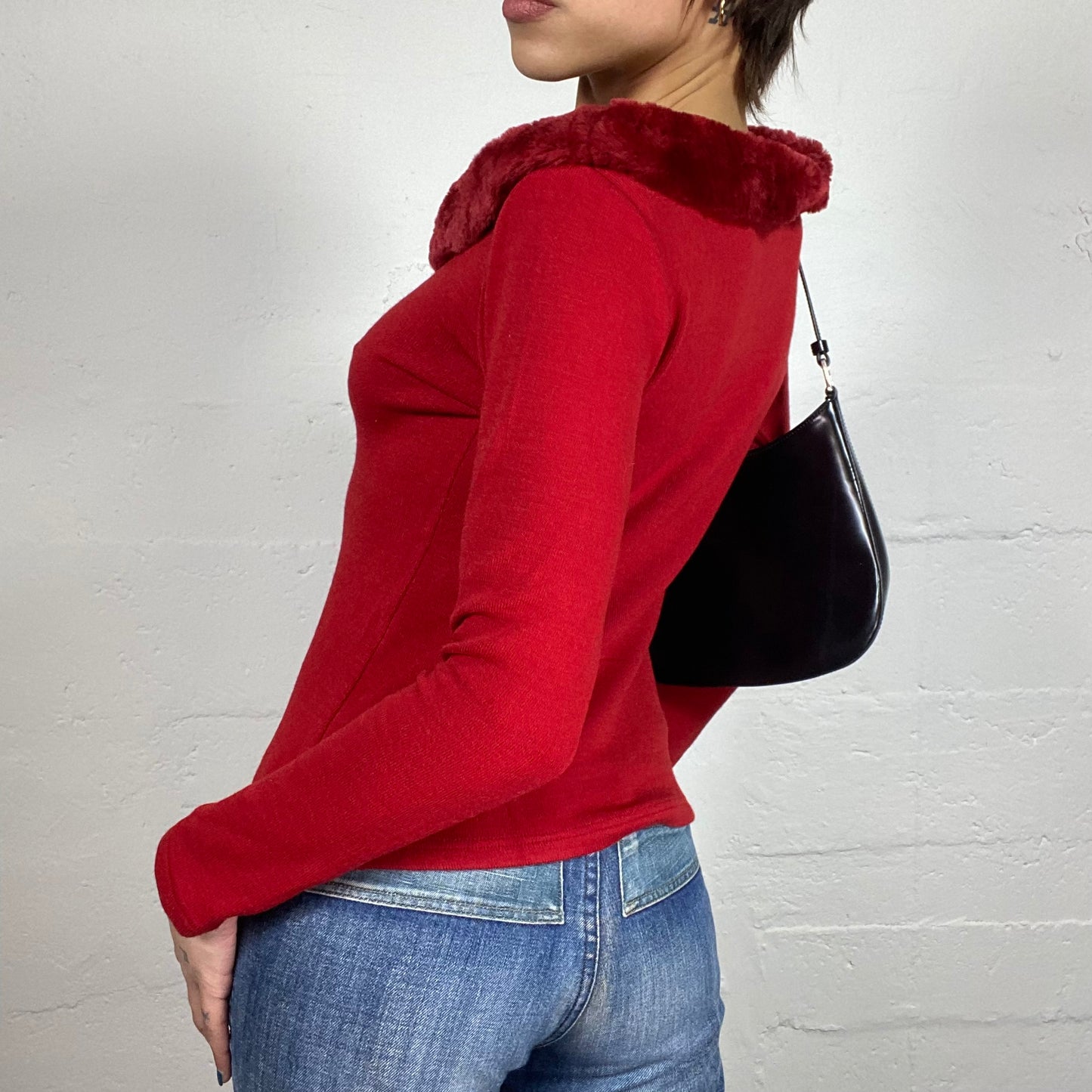 Vintage 2000's English It Girl Garnet Longsleeve Top with Faux Fur Collar Trim Detail (M)