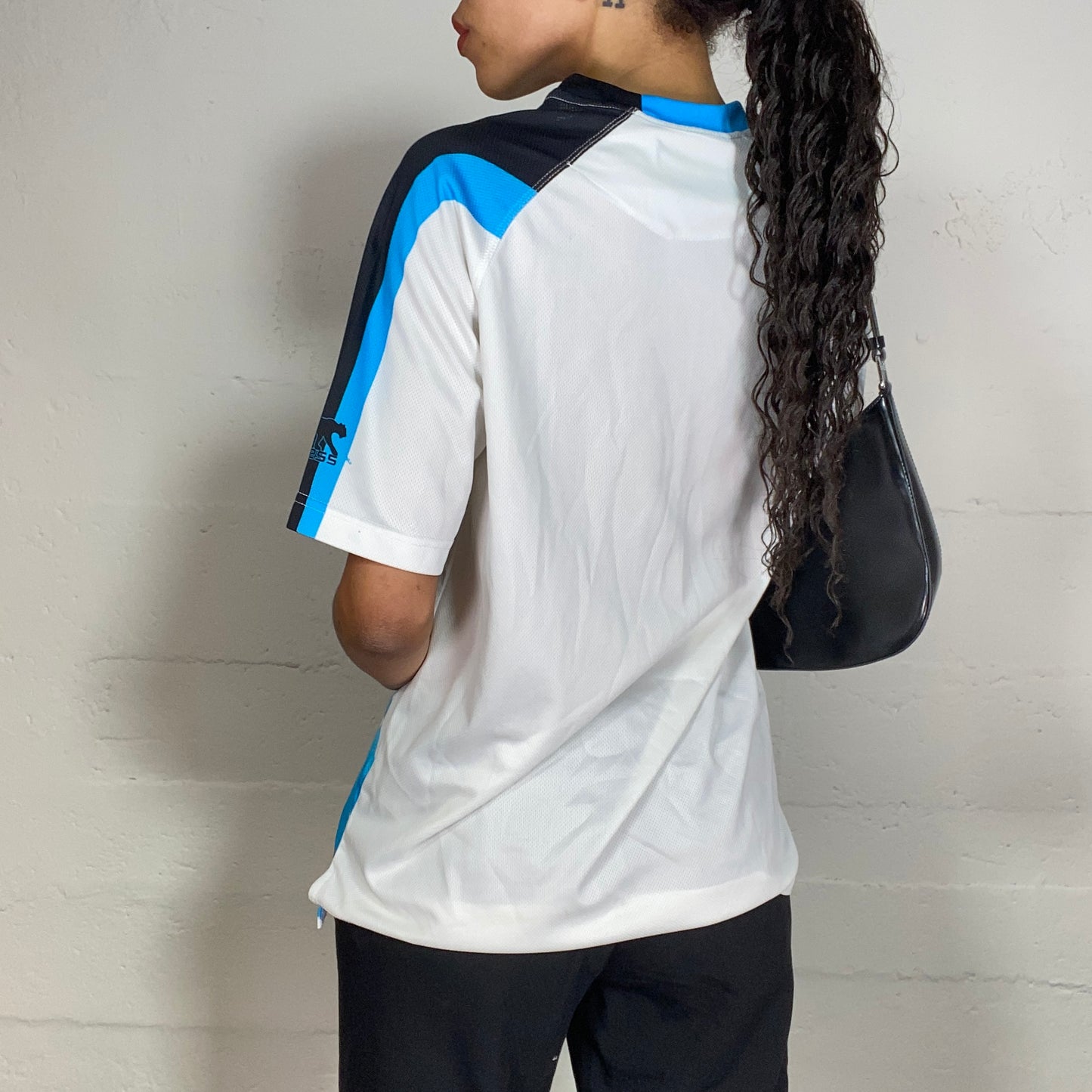 Vintage 90's Airness Sporty Girl White Top with Blue Panther Print (M/L)