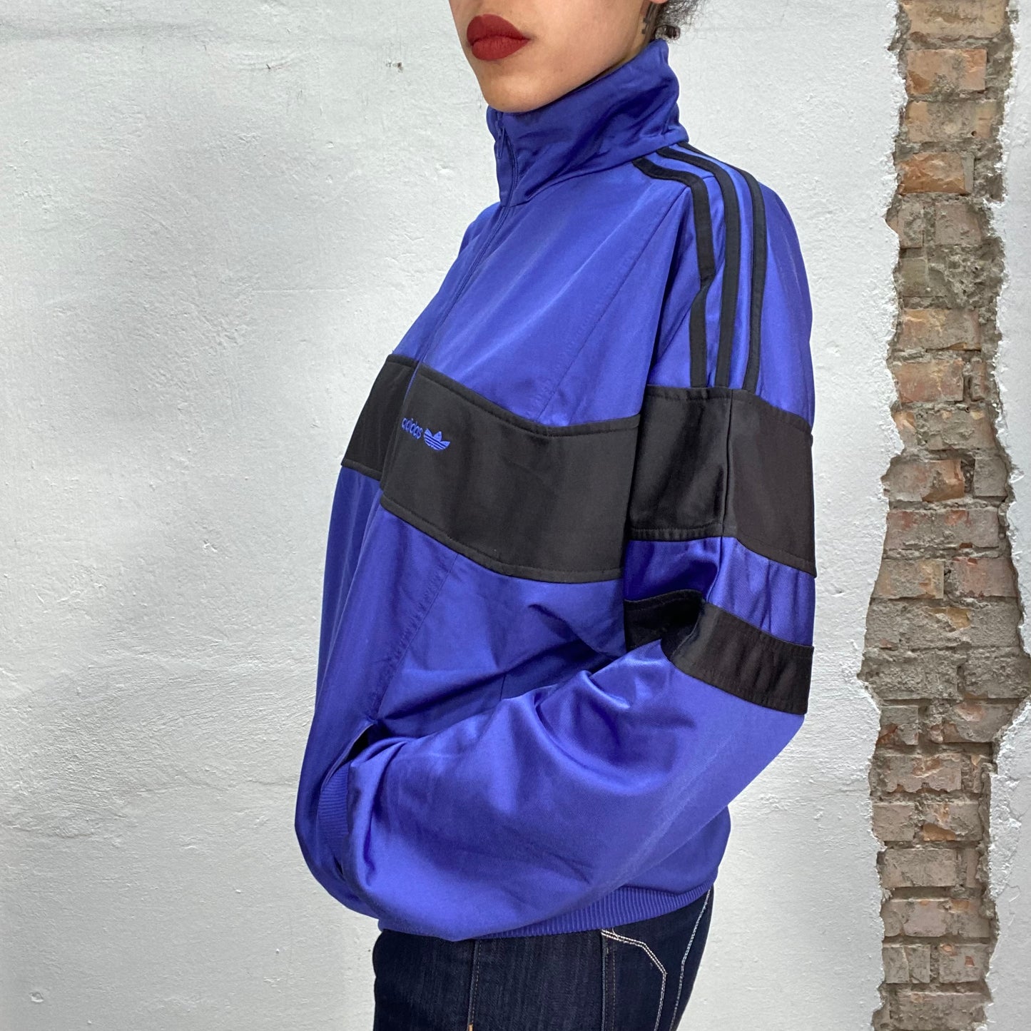 Vintage 2000's Adidas Dark Blue Zip Up Sweater with Black Stripe (S/M)