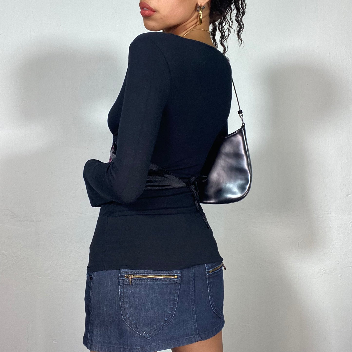 Vintage 2000's Romantic Black V-Neck Longsleeve Top with Black Satin Waist Part and Floral Embroidery (S)