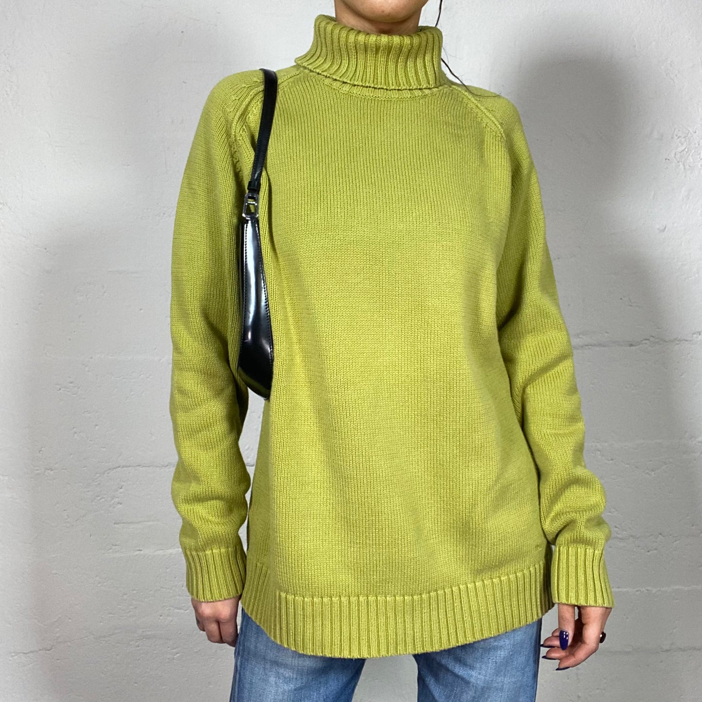 Vintage 90's Winter Lime Green Turtlenck Pullover with Oversize Fit (L)