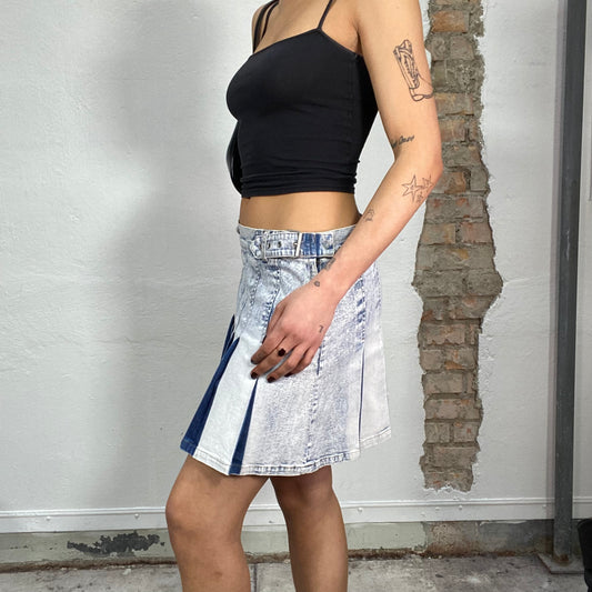 Vintage 2000's Downtown Girl Acid Washed Pleated Mini Skirt (S/M)