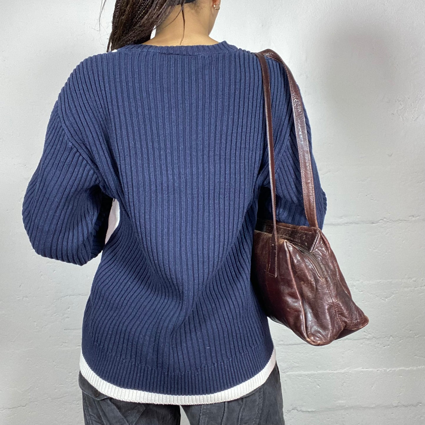 Vintage 90's Airness Joey Navy Knitted Oversize Pullover with White Side Brand Print Detail (L)