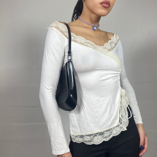 Vintage 2000's Coquette Girl White Longsleeve Blouse with See Through Lace Trim (S/M)