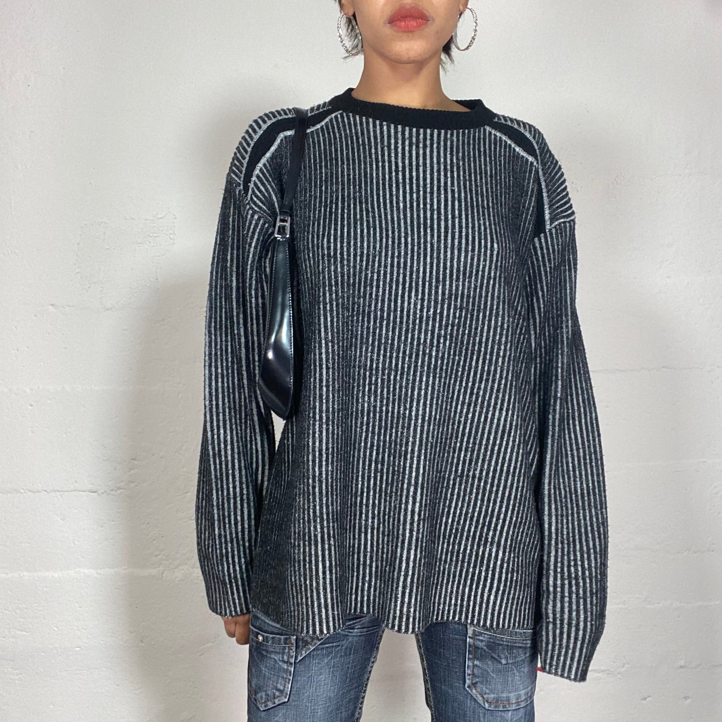 Vintage 90's Archive Ribbed Grey Pullover with Wash Out Effect (L