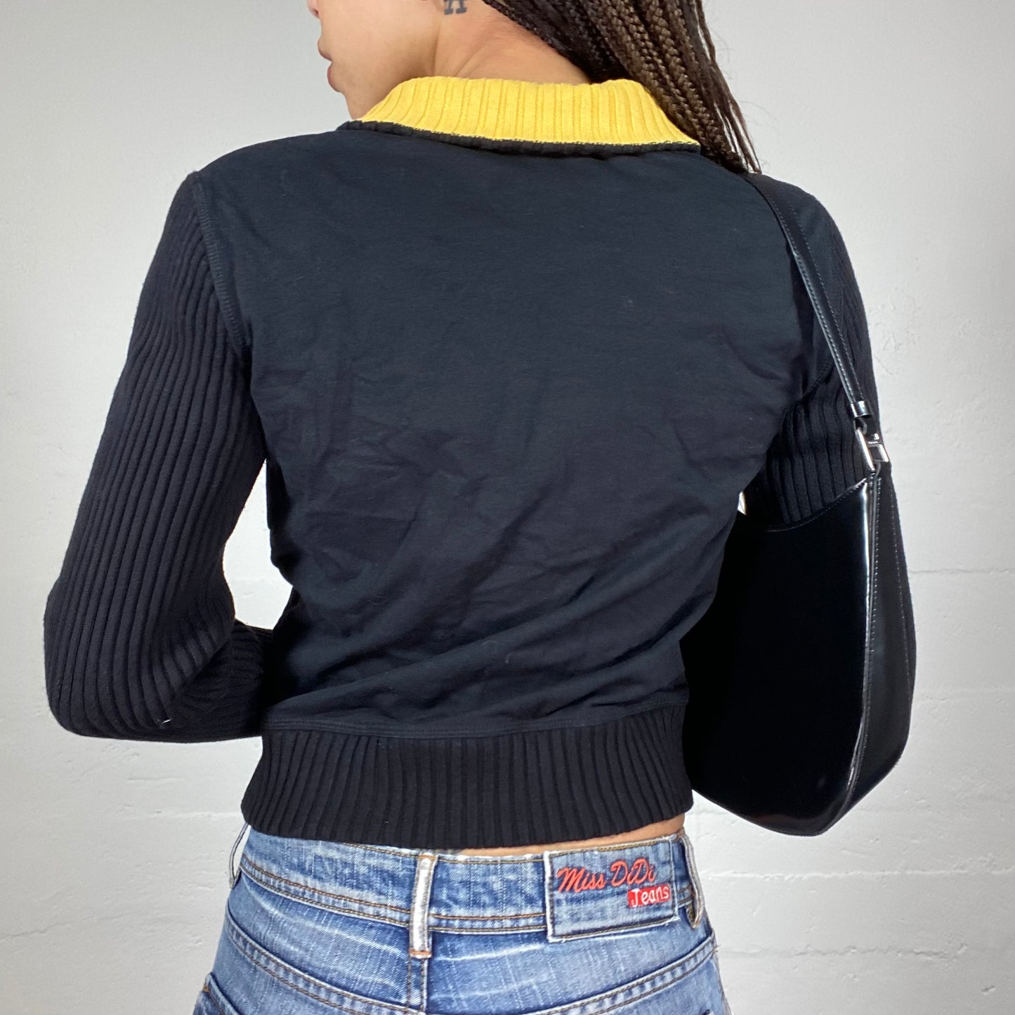 Vintage 2000's Pepe Jeans College Girl Black Zip Up Sweater with Yellow Brand Print (S/M)