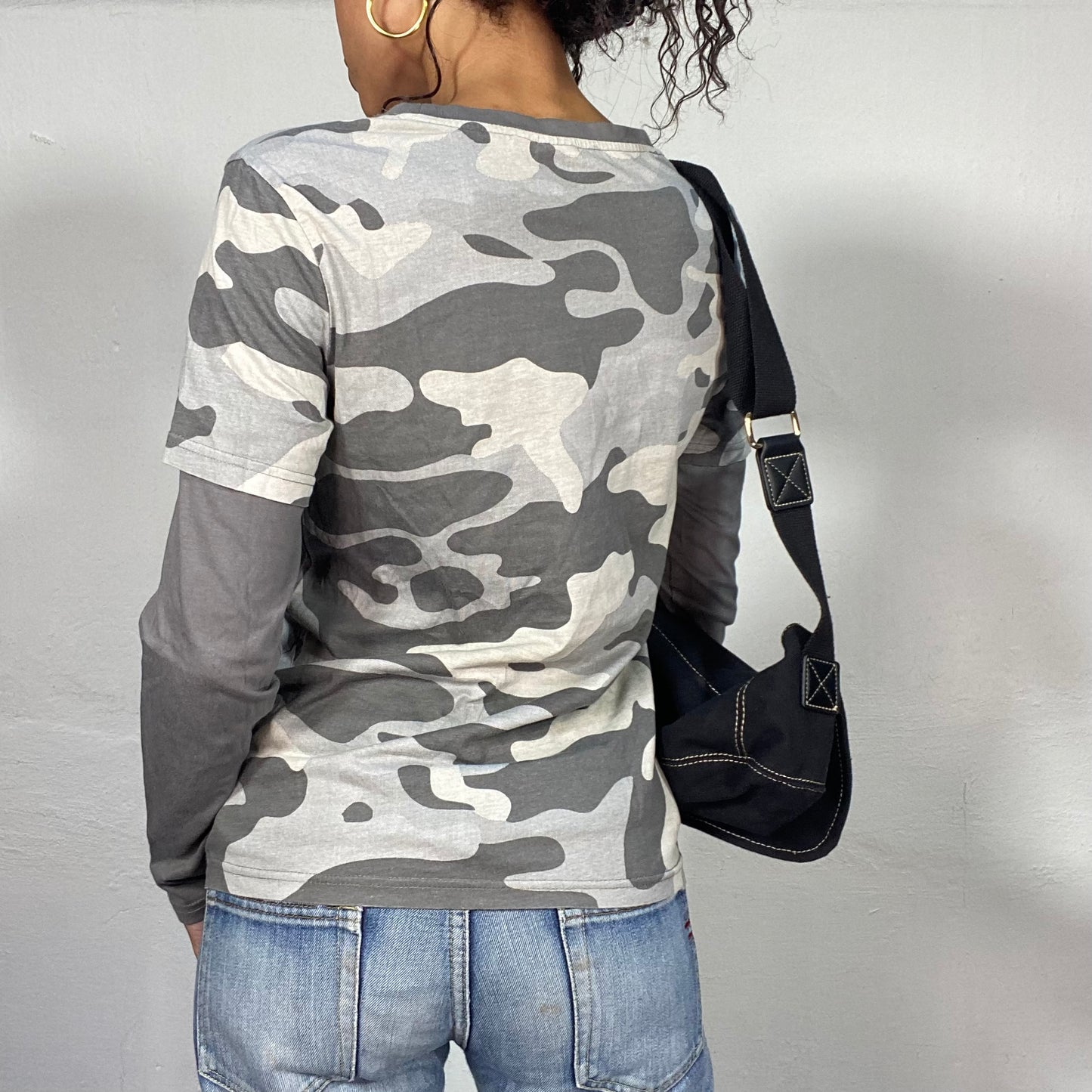 Vintage 2000's Downtown Girl Superwoman Gray Camo Longsleeve Top (S)