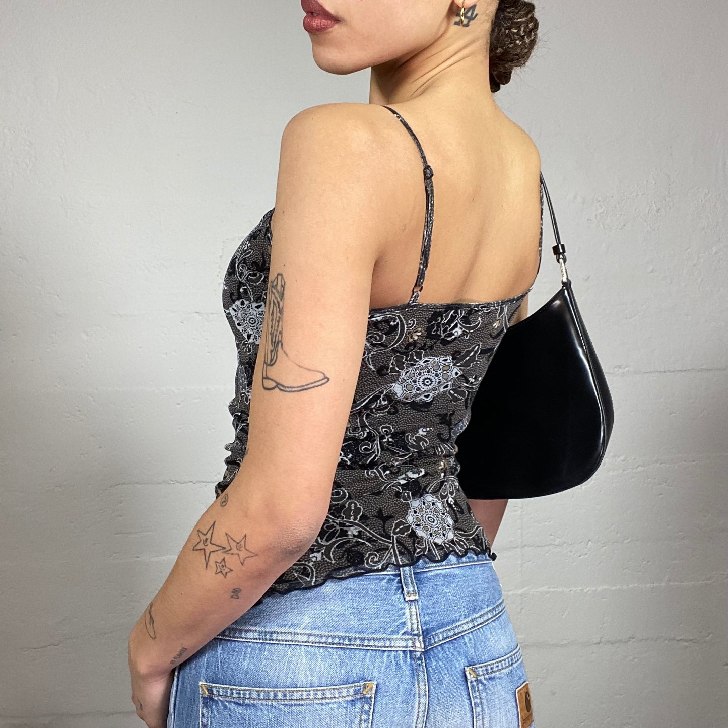 Vintage 2000's Romantic Girl Black Top with Floral Print (S/M)