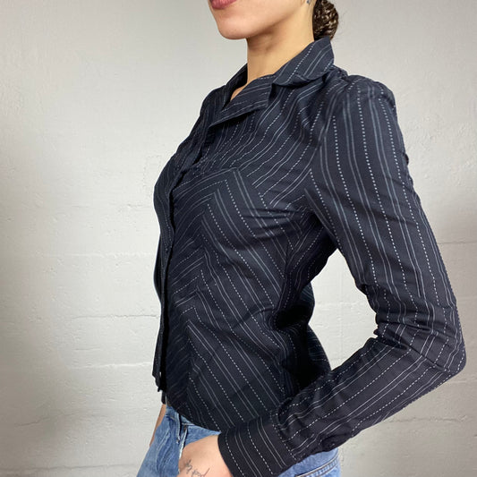 Vintage 2000's Corpcore Black Longsleeve Butto Up Shirt with Pinstripes Print (M)